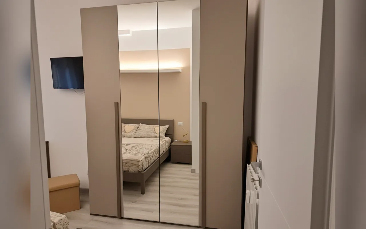 Camera con bagno privato — Gio's Apartment Roma, Roma (Lazio) (foto 28)